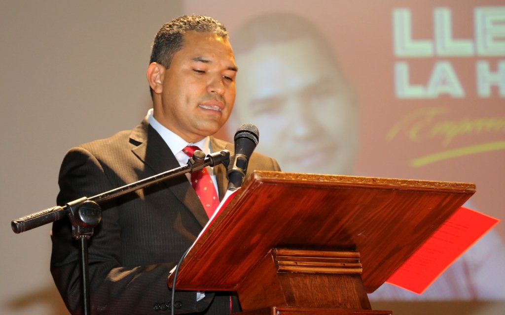 Miguel López lanza su candidatura a diputado por el PRSC